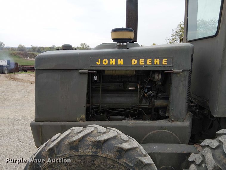 image for item DU3604 1978 John Deere 570A motor grader