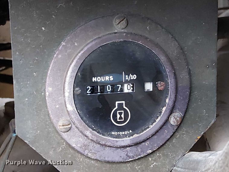 image for item DU3604 1978 John Deere 570A motor grader