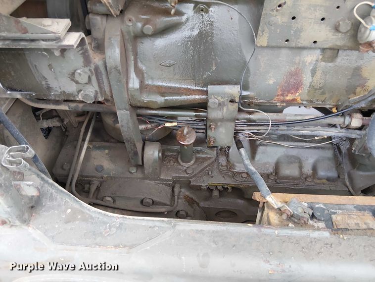 image for item DU3604 1978 John Deere 570A motor grader