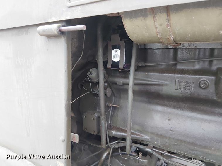 image for item DU3604 1978 John Deere 570A motor grader