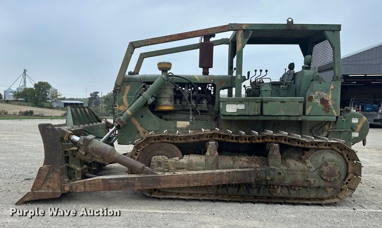 image for item DU3605 1967 Caterpillar D7E dozer