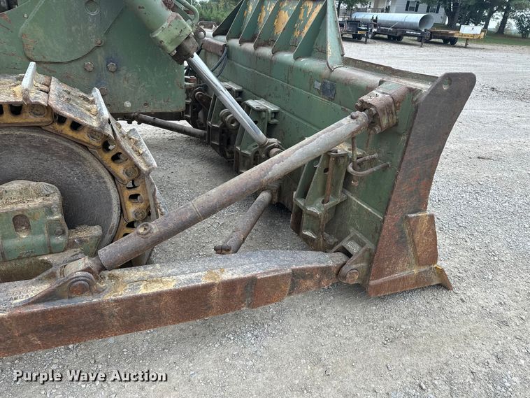 image for item DU3605 1967 Caterpillar D7E dozer