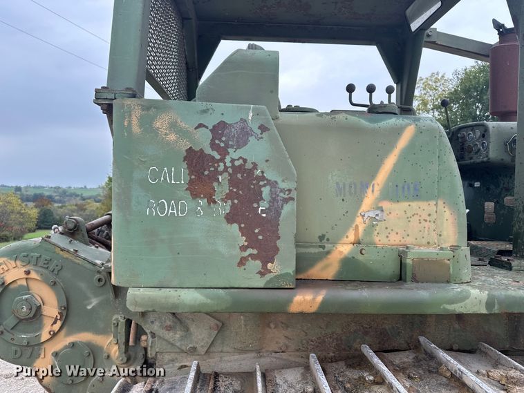 image for item DU3605 1967 Caterpillar D7E dozer