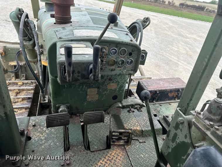 image for item DU3605 1967 Caterpillar D7E dozer