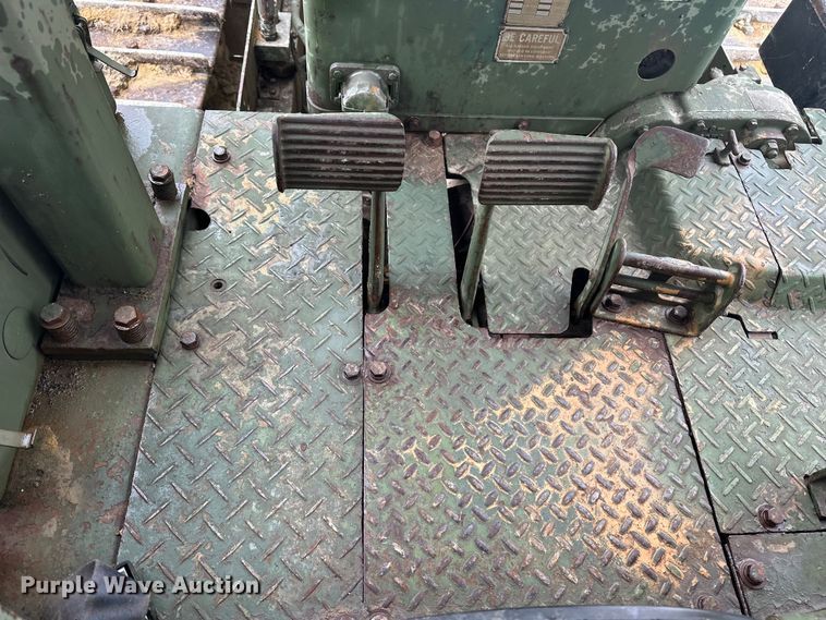 image for item DU3605 1967 Caterpillar D7E dozer