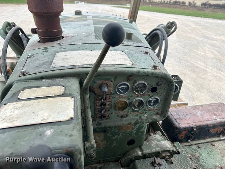 image for item DU3605 1967 Caterpillar D7E dozer