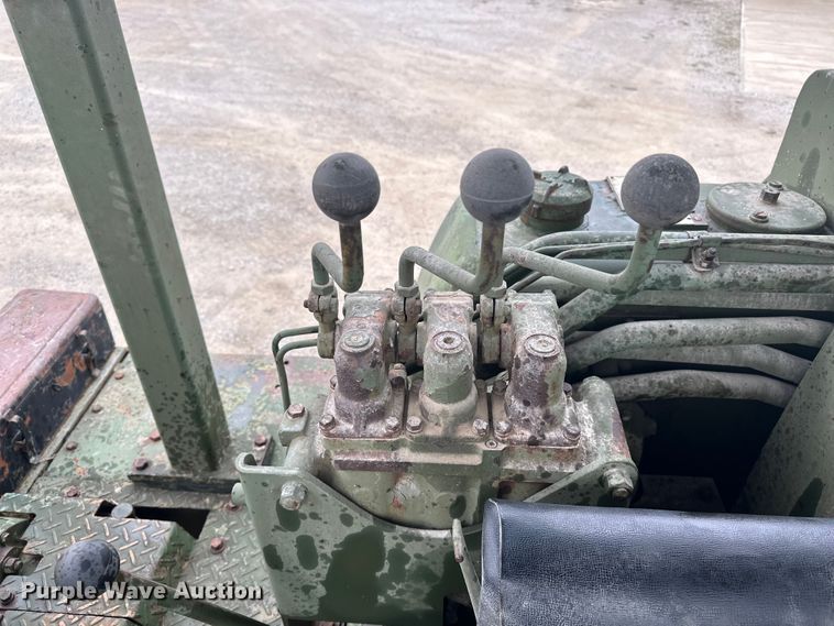 image for item DU3605 1967 Caterpillar D7E dozer