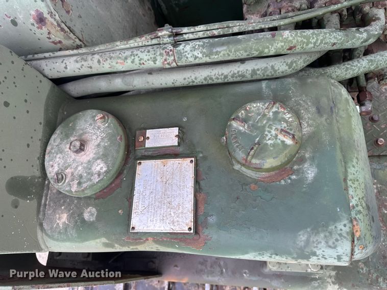 image for item DU3605 1967 Caterpillar D7E dozer