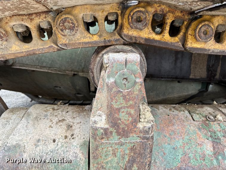 image for item DU3605 1967 Caterpillar D7E dozer