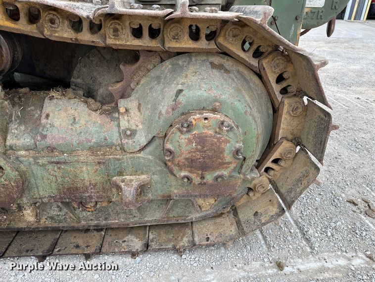 image for item DU3605 1967 Caterpillar D7E dozer