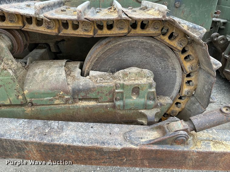 image for item DU3605 1967 Caterpillar D7E dozer