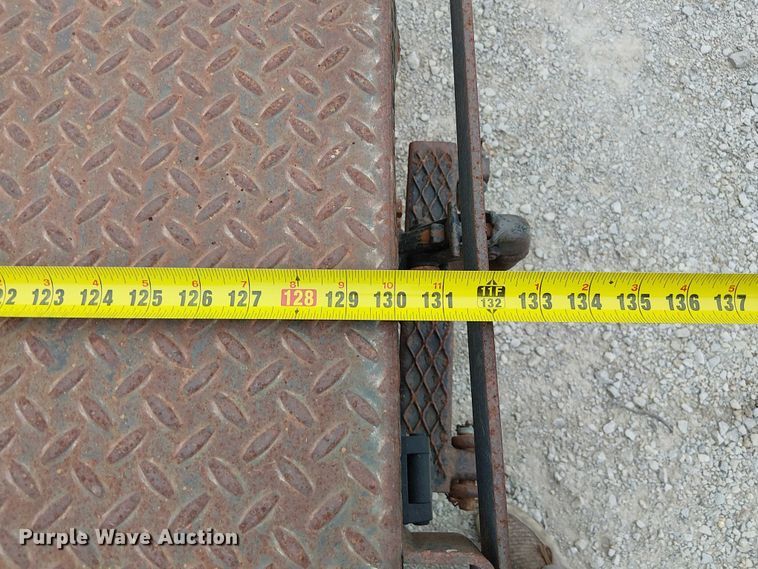 image for item DU3606 2003 Chevrolet Silverado 3500 flatbed pickup truck