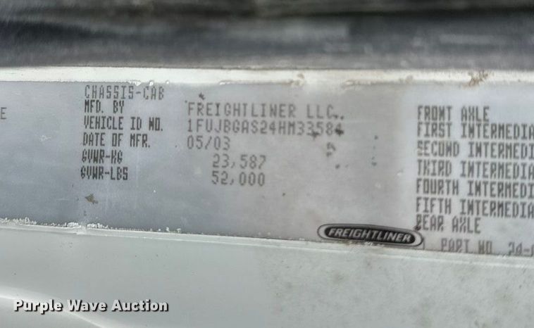 image for item DU3607 2004 Freightliner FL112 semi truck