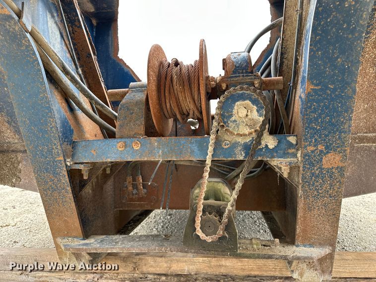 image for item DU3608 1974 Hyster drop deck hydraulic tail equipment trailer