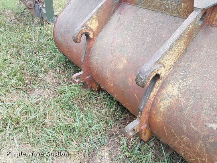 image for item DU3610 JRB wheel loader bucket