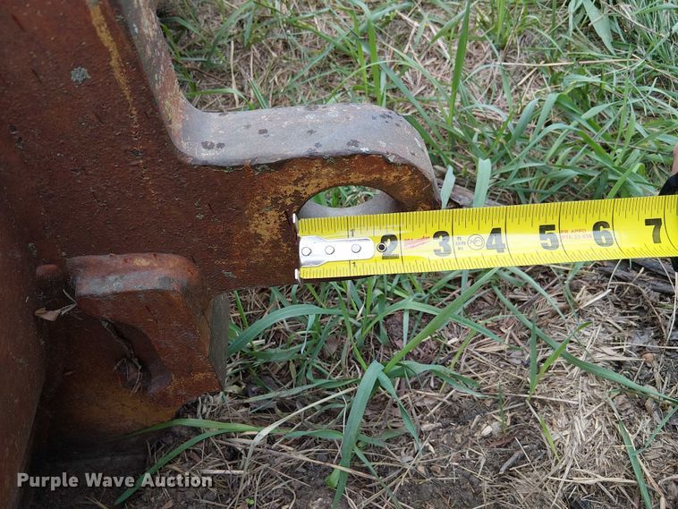 image for item DU3610 JRB wheel loader bucket