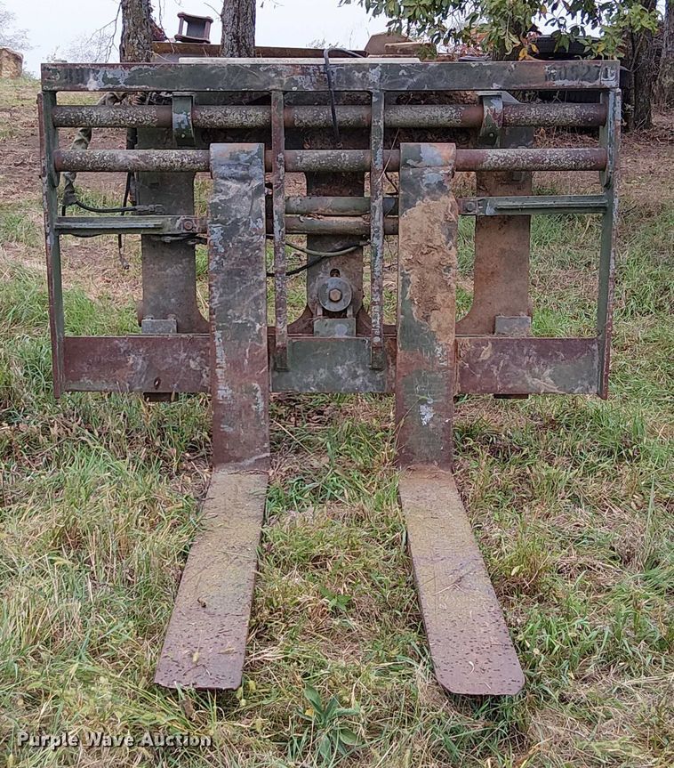 image for item DU3611 Wheel loader forks