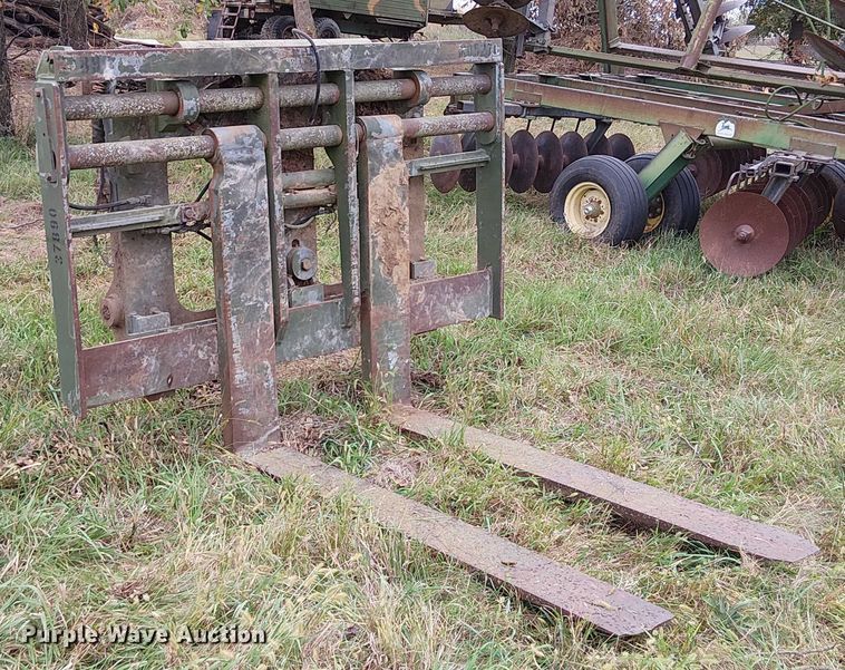 image for item DU3611 Wheel loader forks