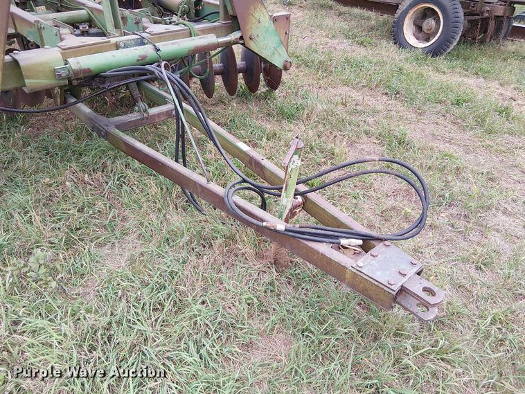 image for item DU3612 John Deere 235 double off-set disk