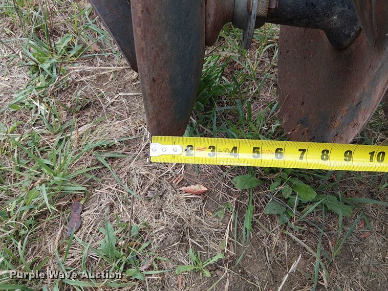 image for item DU3612 John Deere 235 double off-set disk