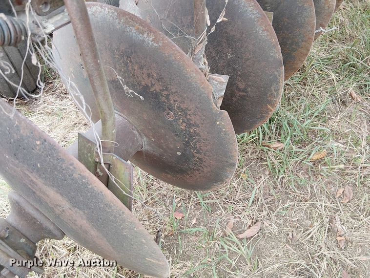 image for item DU3612 John Deere 235 double off-set disk