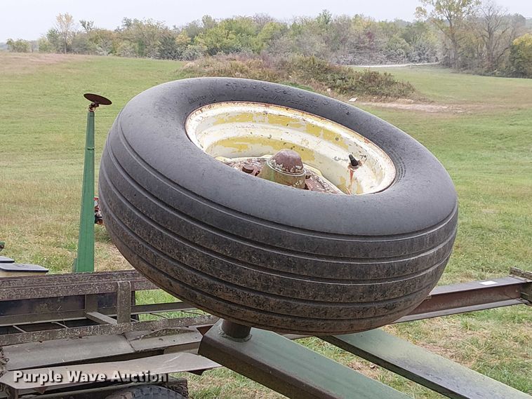 image for item DU3612 John Deere 235 double off-set disk