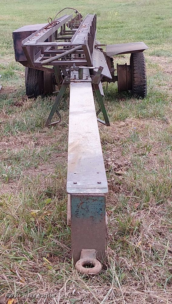 image for item DU3613 Pile driver trailer