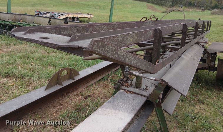 image for item DU3613 Pile driver trailer