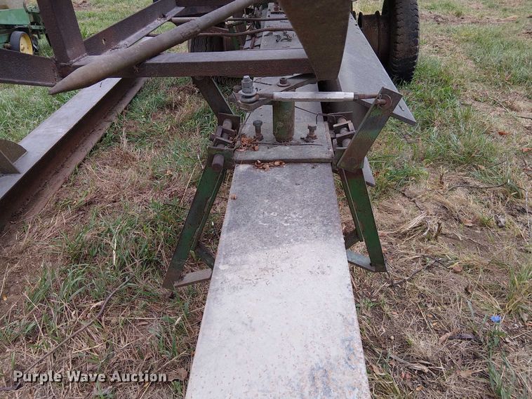 image for item DU3613 Pile driver trailer