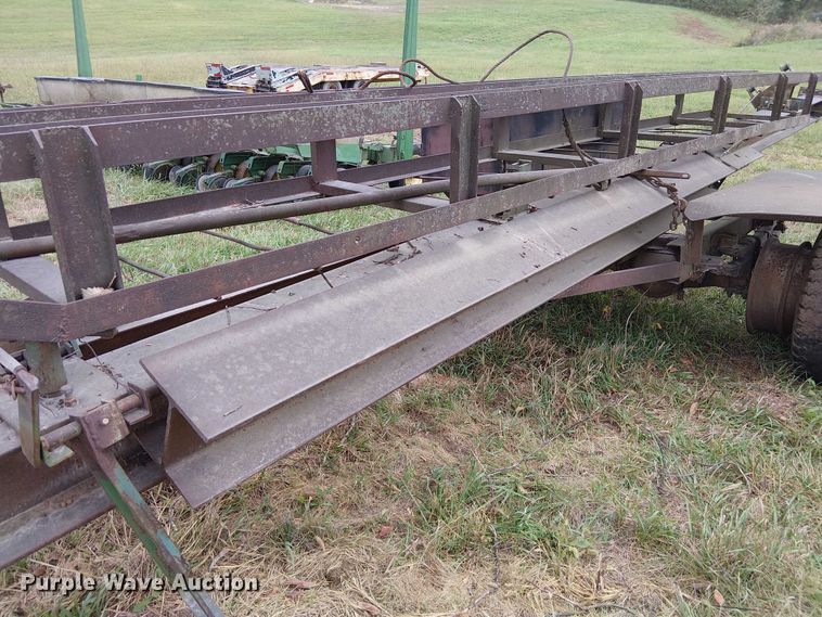 image for item DU3613 Pile driver trailer