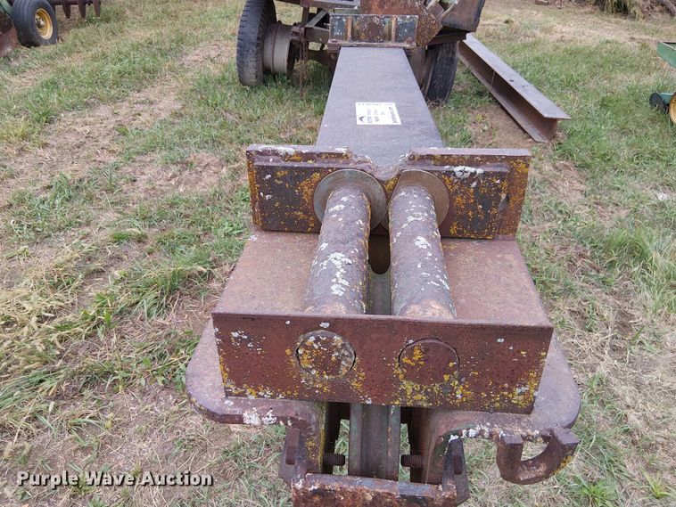 image for item DU3613 Pile driver trailer