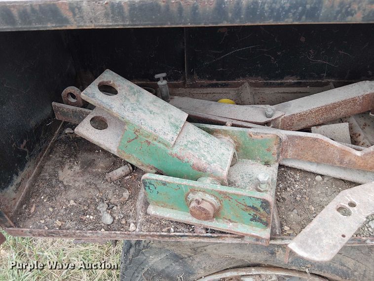 image for item DU3613 Pile driver trailer