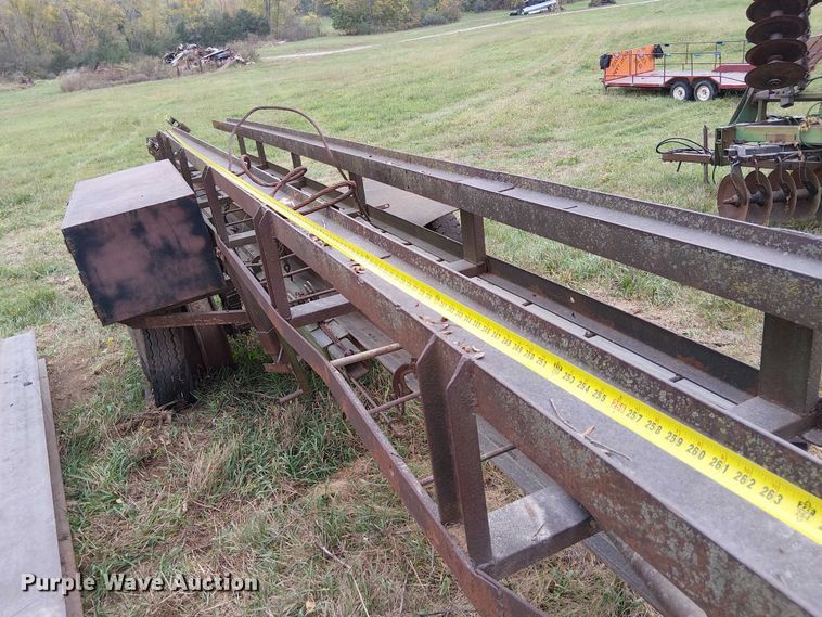 image for item DU3613 Pile driver trailer