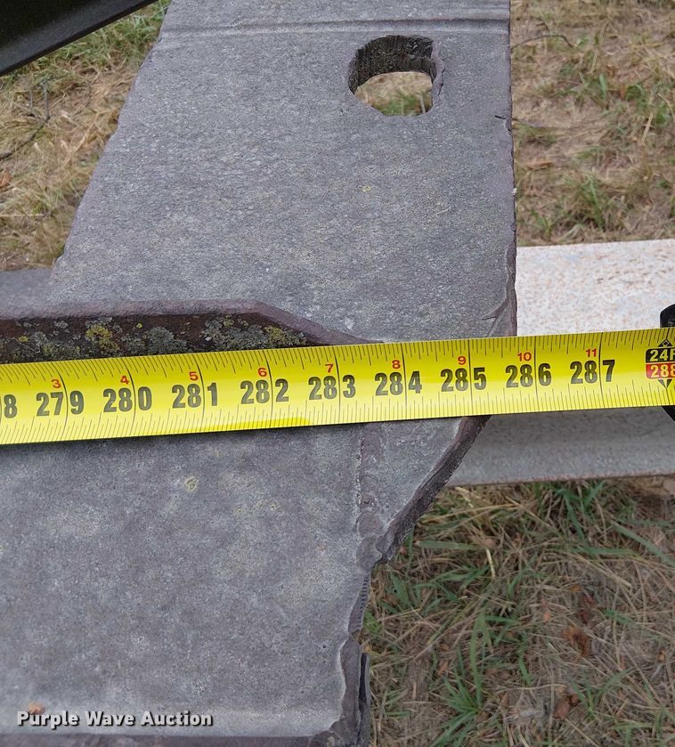 image for item DU3613 Pile driver trailer