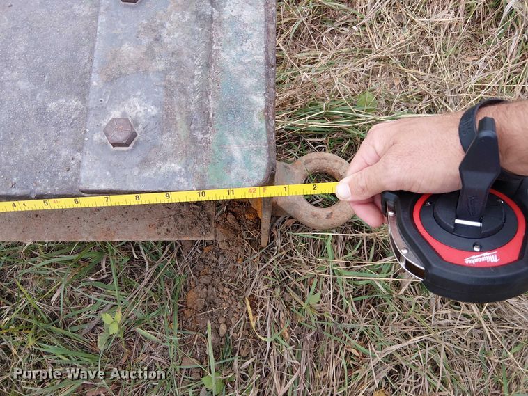 image for item DU3613 Pile driver trailer