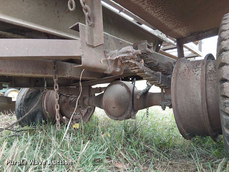 image for item DU3613 Pile driver trailer