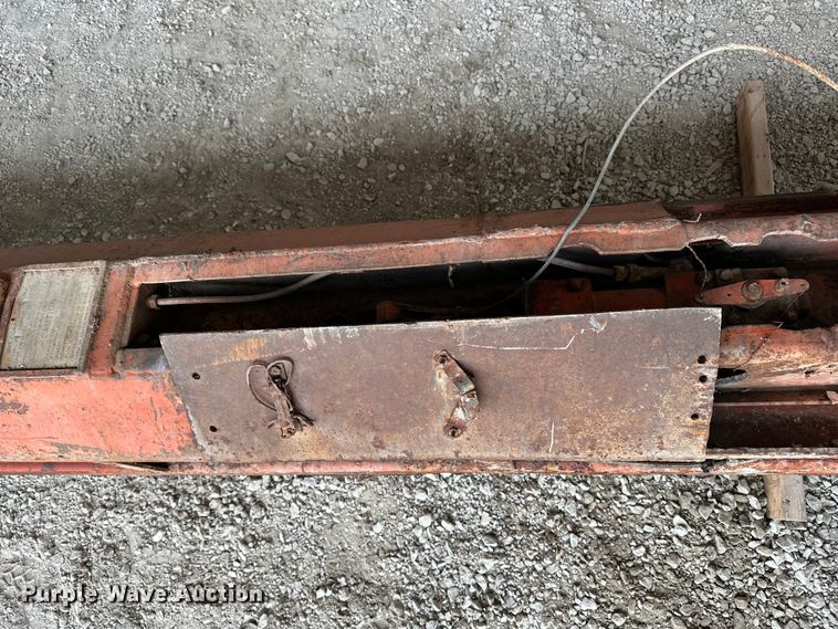 image for item DU3613 Pile driver trailer