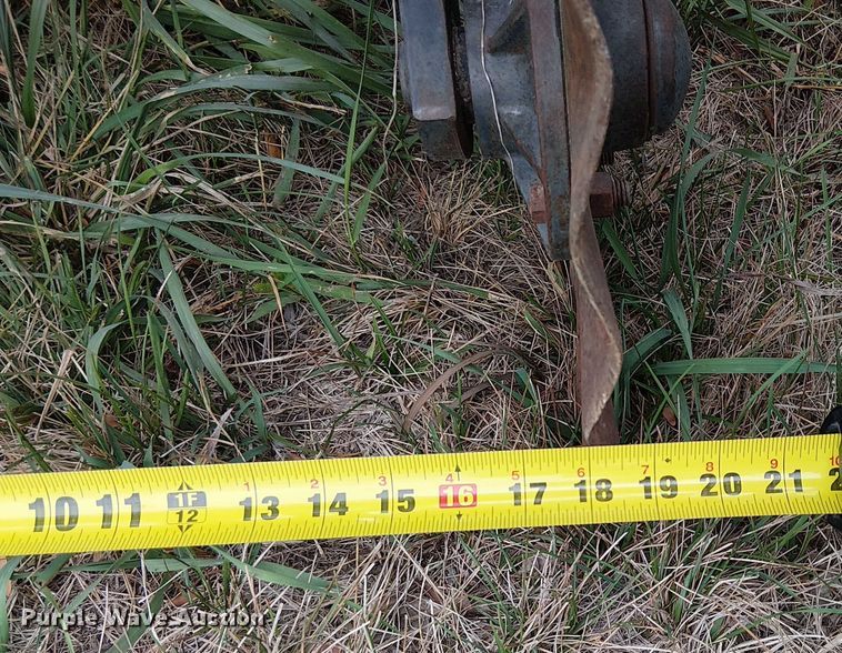 image for item DU3614 John Deere planter