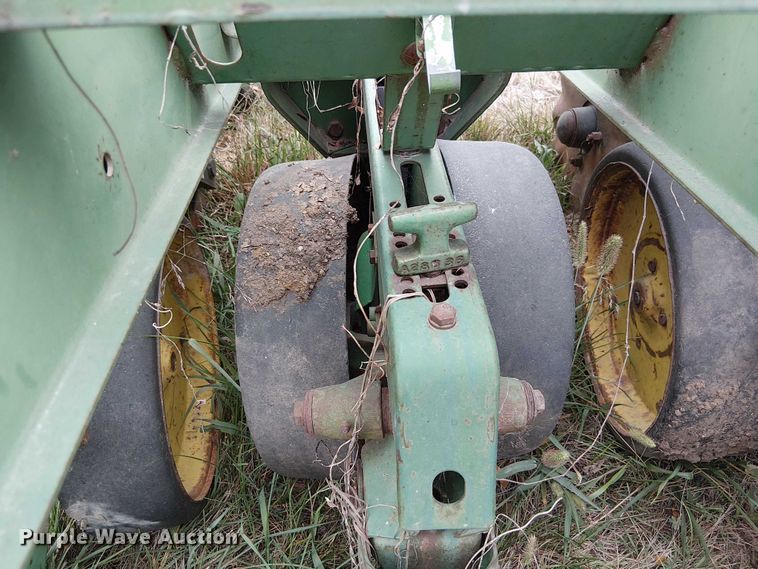 image for item DU3614 John Deere planter