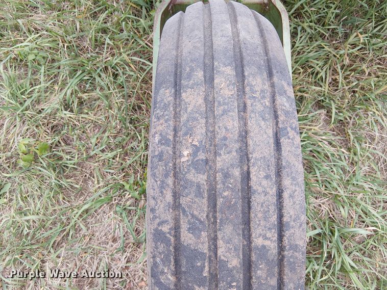 image for item DU3614 John Deere planter