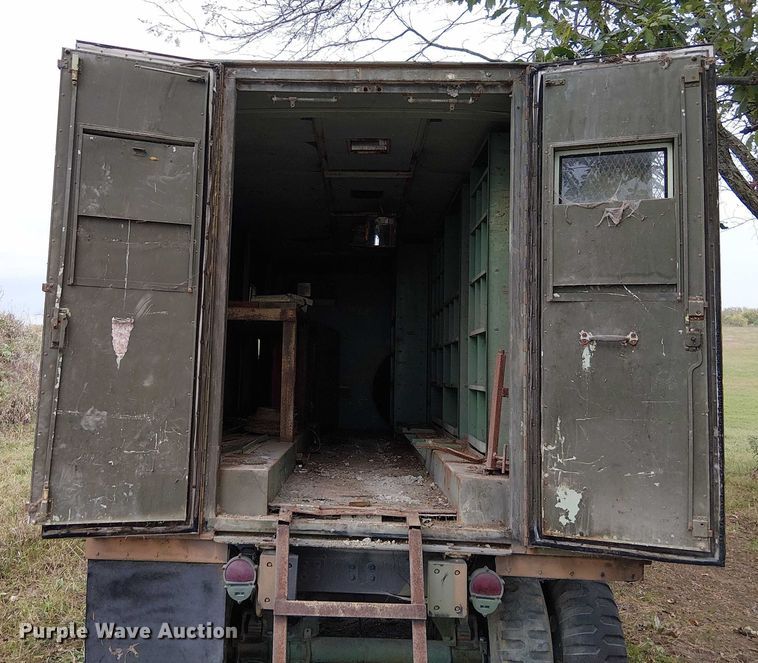 image for item DU3616 1960 Hamilton dry van trailer