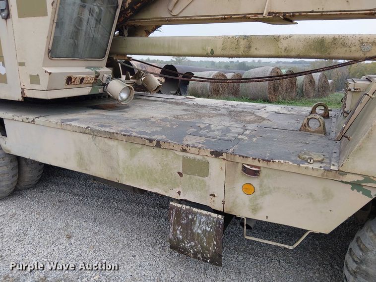 image for item DU3617 P&H T-250 crane