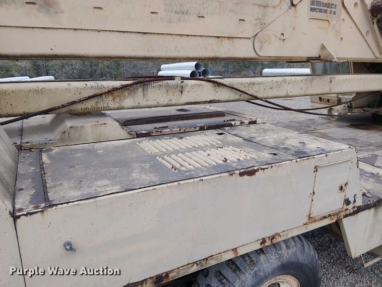 image for item DU3617 P&H T-250 crane