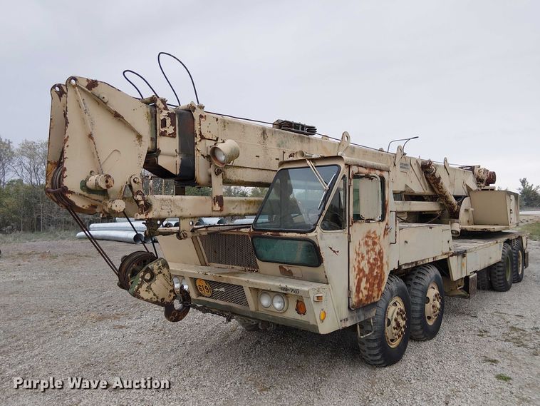 image for item DU3617 P&H T-250 crane