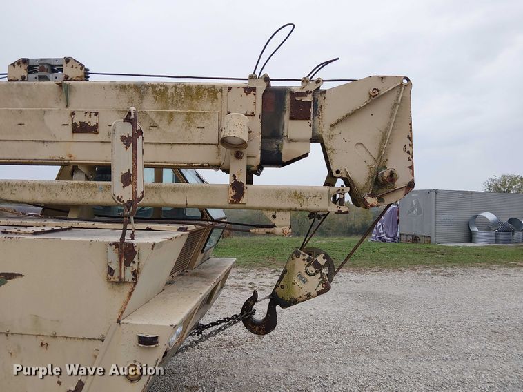 image for item DU3617 P&H T-250 crane