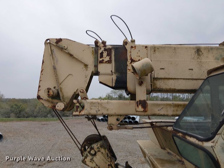 image for item DU3617 P&H T-250 crane