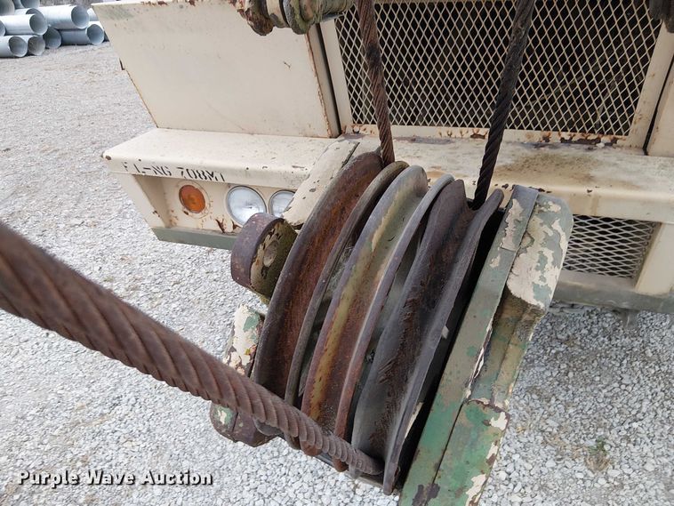 image for item DU3617 P&H T-250 crane