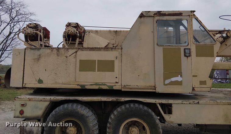 image for item DU3617 P&H T-250 crane