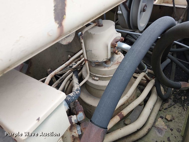 image for item DU3617 P&H T-250 crane