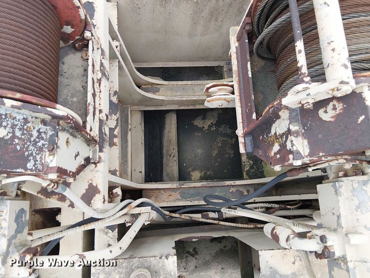 image for item DU3617 P&H T-250 crane